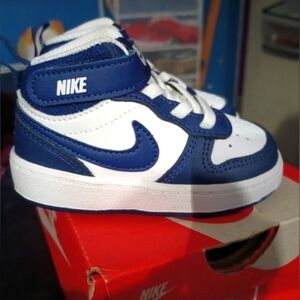 ‼️SOLD‼️🌀 Nike Court Borough Mid | Kids 5C | Blue/White | NIB